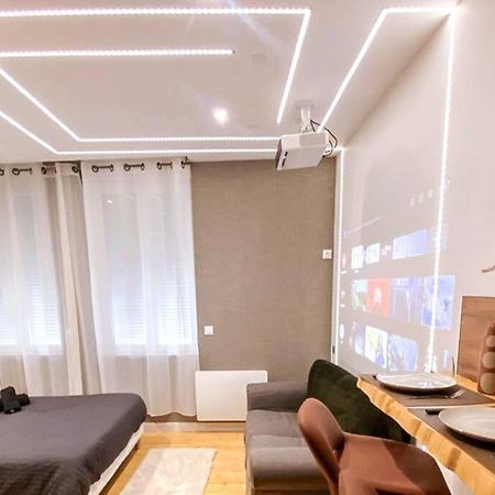 Le Pluvier D'Argent*Home Cinema Abbeville Esterno foto