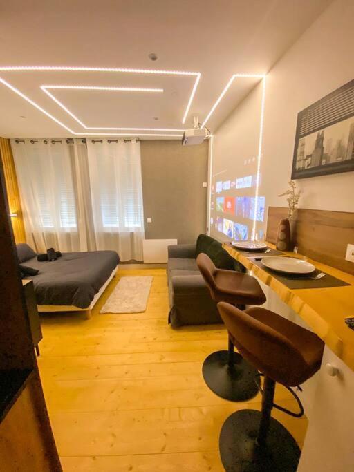 Le Pluvier D'Argent*Home Cinema Abbeville Esterno foto